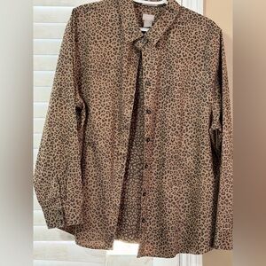 Chicos size 3 or XL women’s cheetah print button down shirt new
